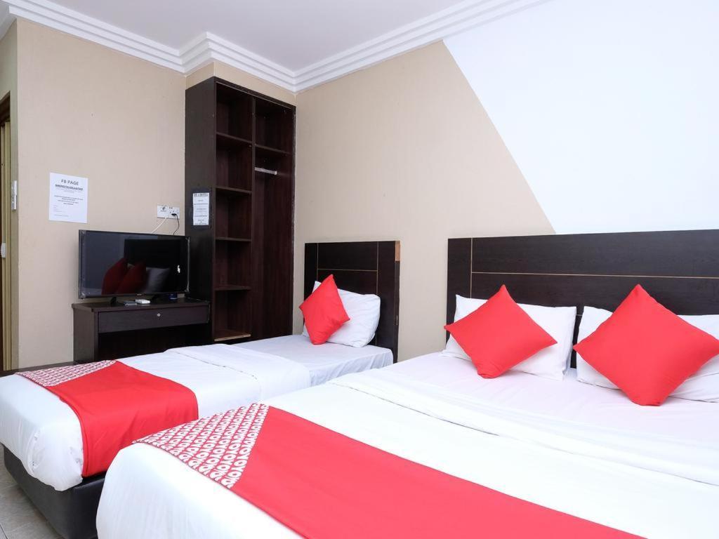 Mrj Hotel Wakaf Che Yeh 2 Кота-Бару Экстерьер фото